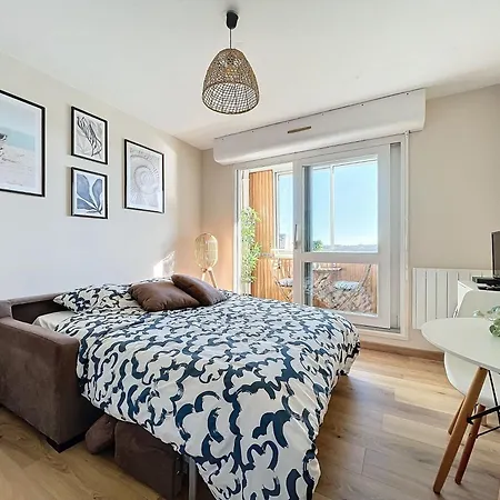 Апартаменты Chez Les Clems Vue Port Курсёль-сюр-Мер
